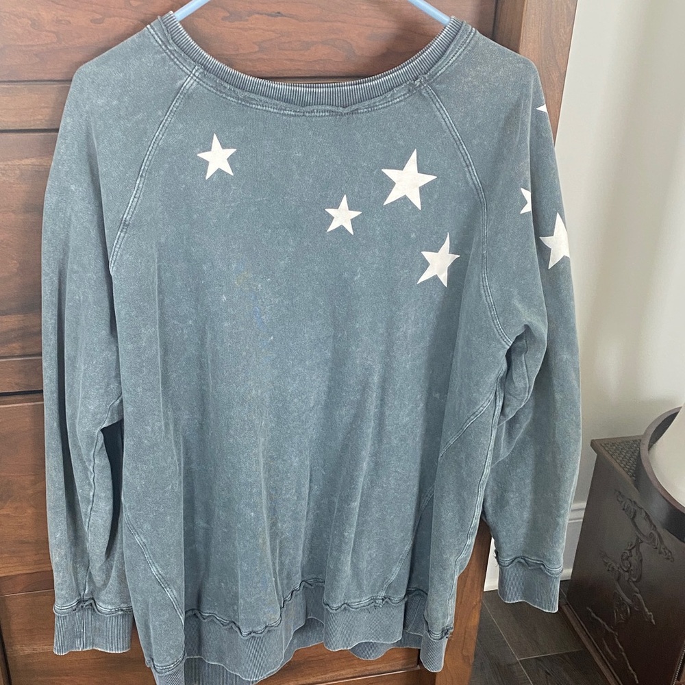 TALULAH Slate Blue Star Print Pullover Sweatshirt